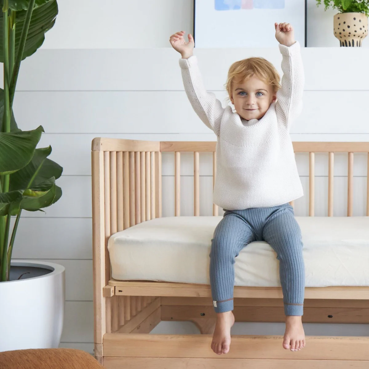 Organic Waterproof Crib Protector Pad thumbnail 3