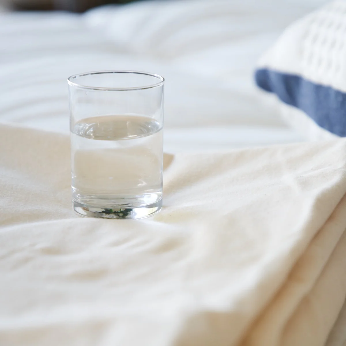 Organic Waterproof Mattress Protector thumbnail 2